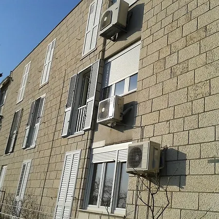 Apartment Melita *